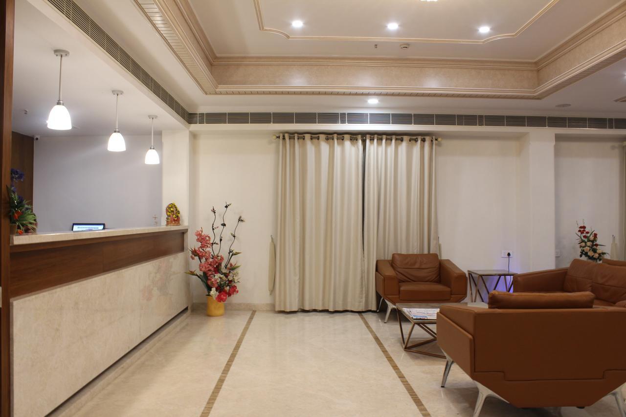Hotel Grand Gayathri Khammam Εξωτερικό φωτογραφία
