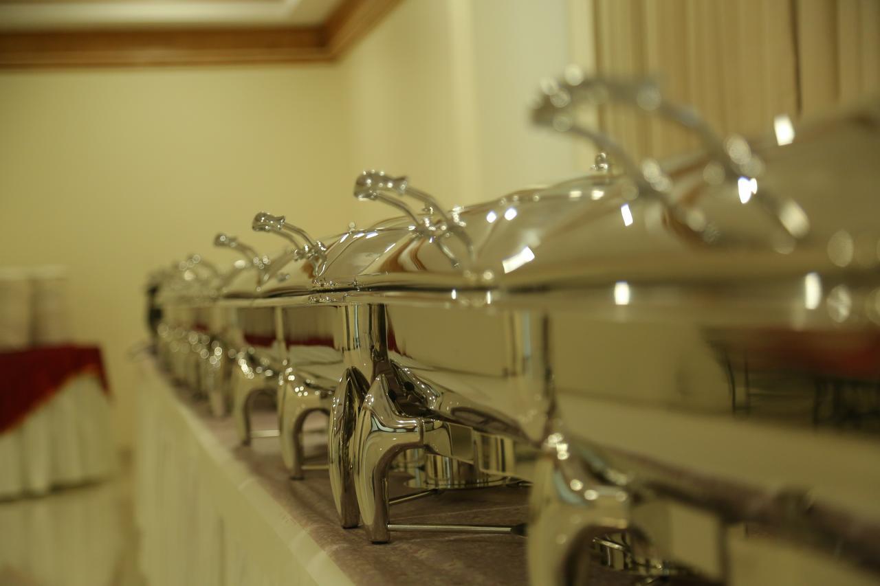 Hotel Grand Gayathri Khammam Εξωτερικό φωτογραφία